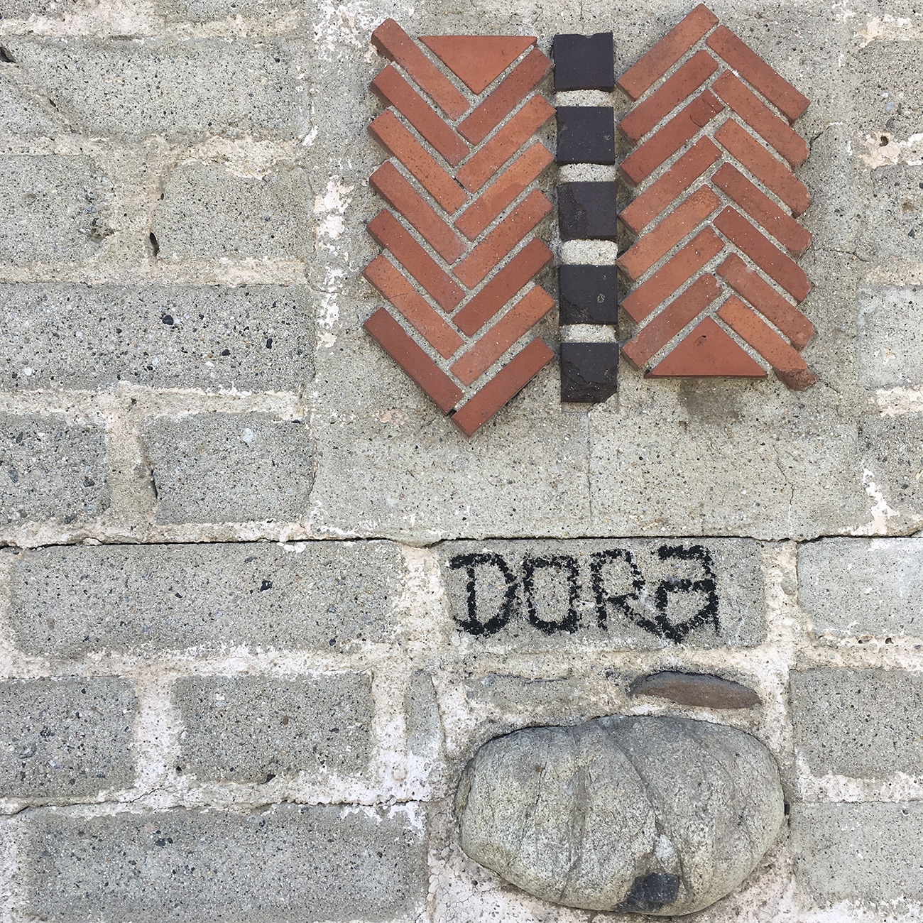 入荷情報やお店に関してのニュースはSurgeのBlogでご確認ください。